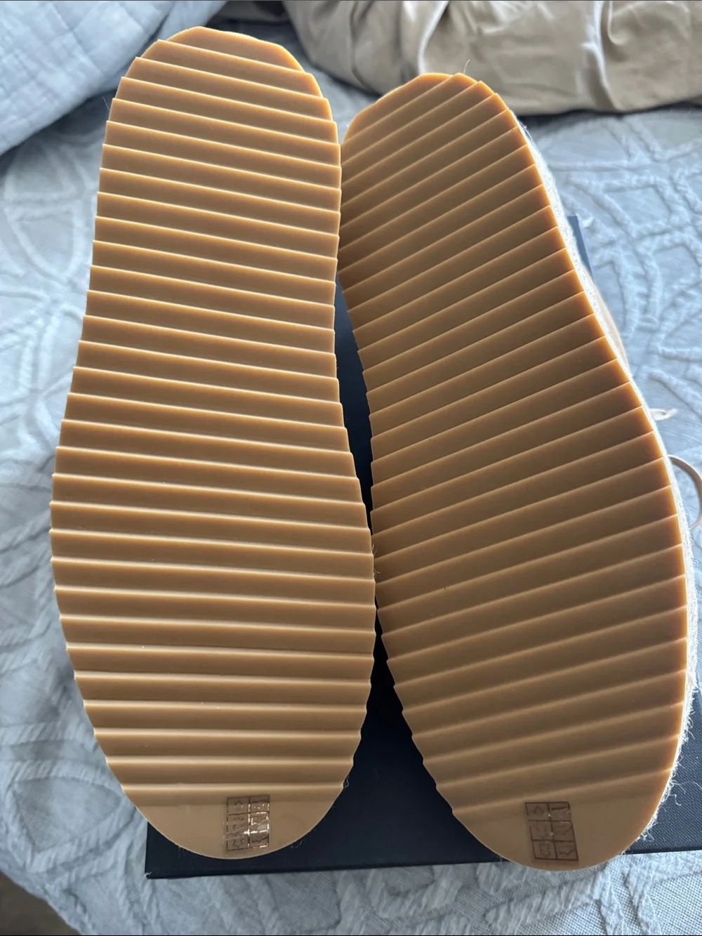Rag & Bone Women’s Tan Espadrille Sneakers 10B